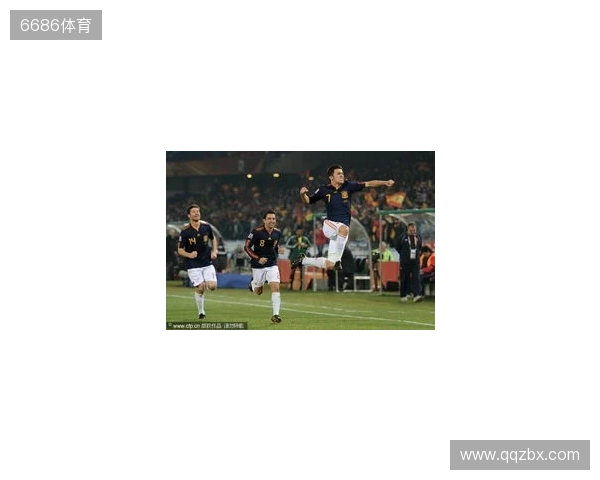 比利亚:西班牙有很多球员能胜任9号位;我非常欣赏小蜘蛛 比利亚:西班牙有很多球员能胜任9号位;我非常欣赏小蜘蛛